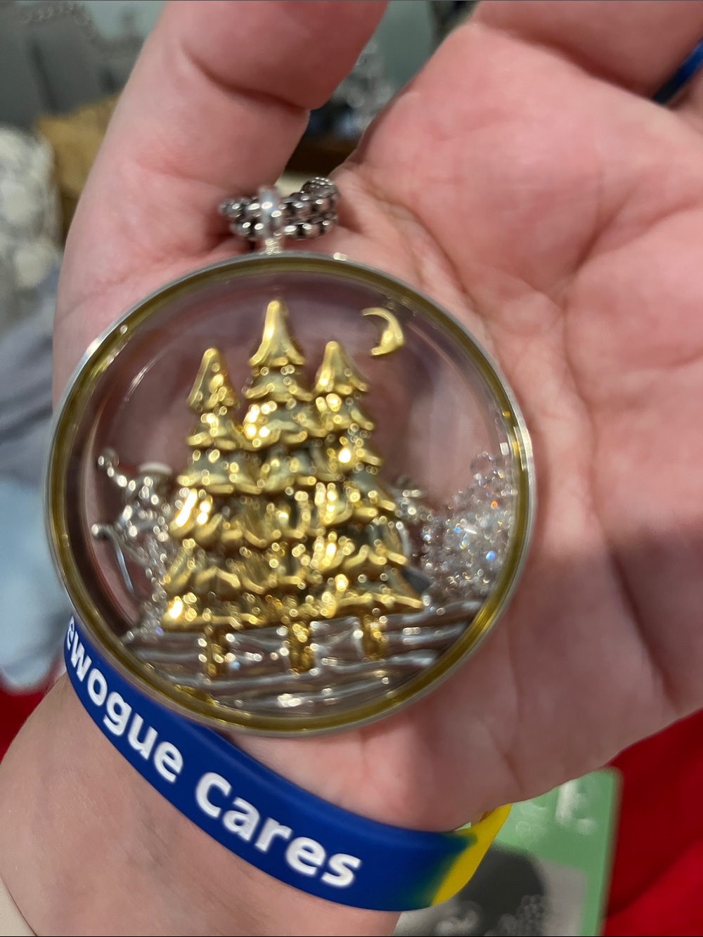 Brighton Silver Tone Holiday Scene Pendant Necklace - Picture 6 of 7